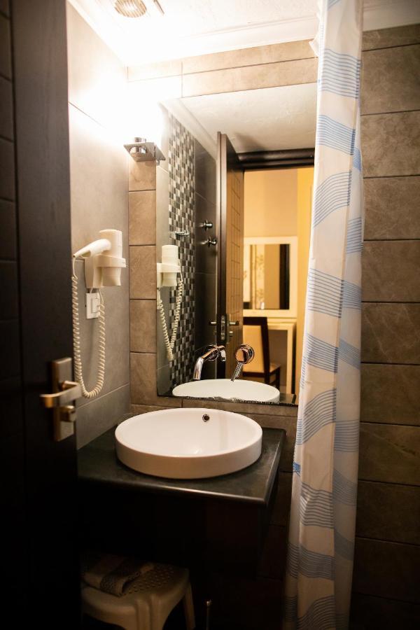 Fanari Hotel Экстерьер фото