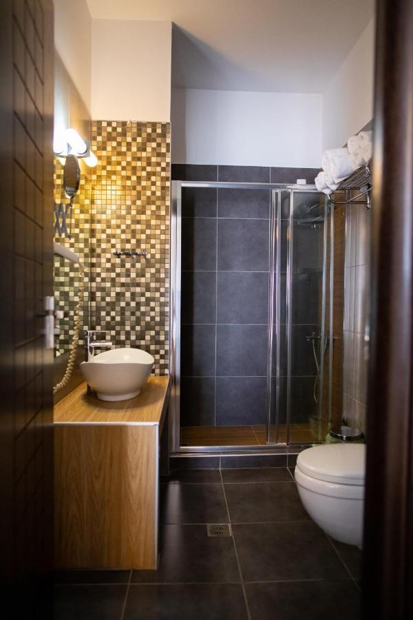 Fanari Hotel Экстерьер фото